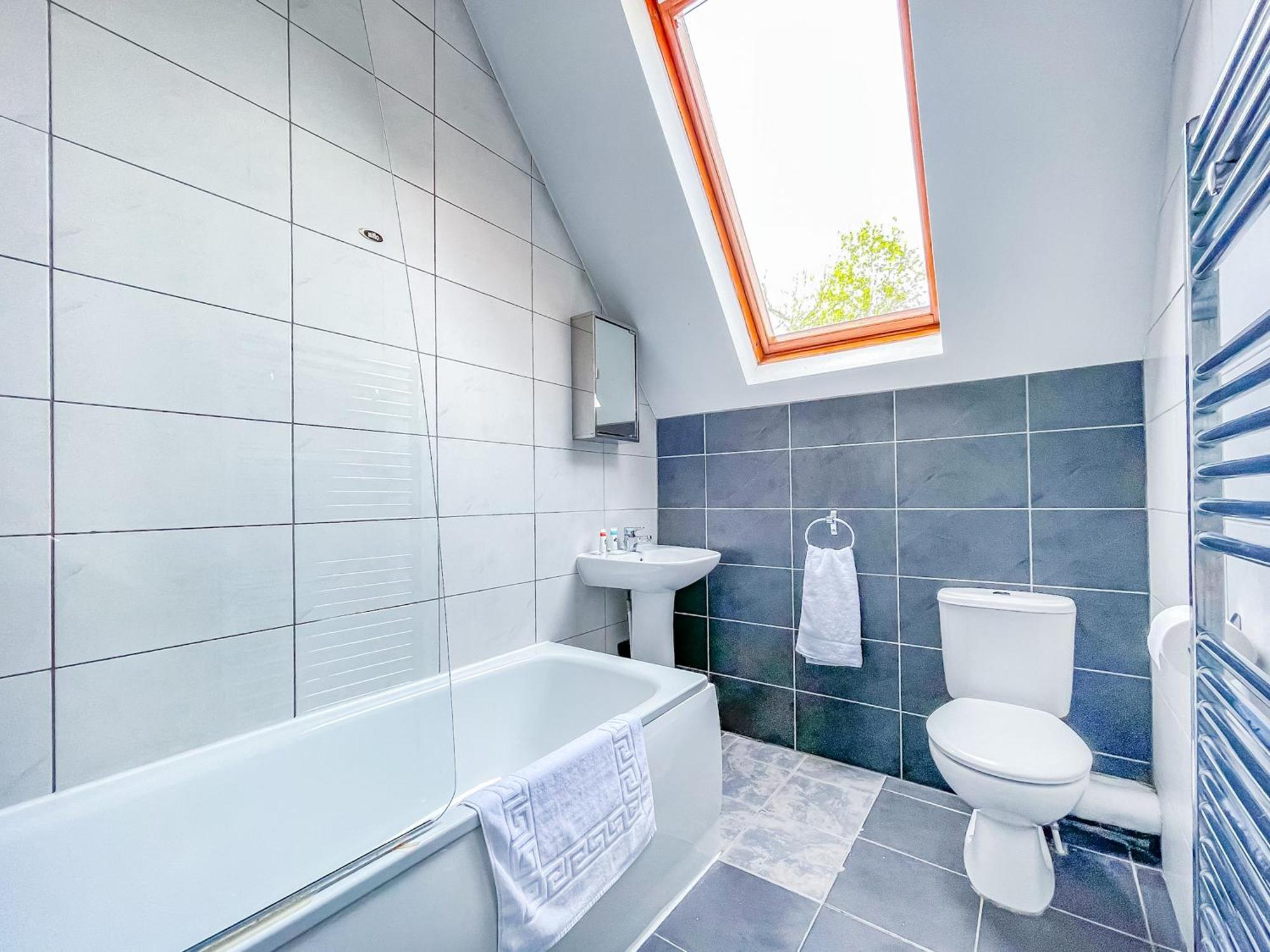 *Rf9Bc* For Your Most Relaxed & Cosy Stay + Free Parking + Free Fast Wifi * Leeds  Dış mekan fotoğraf